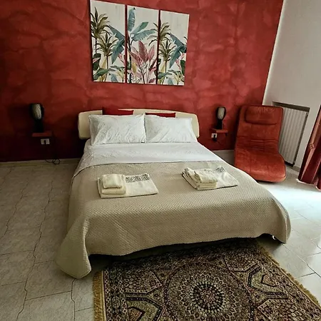 Apartment Oasis Downtown Bari